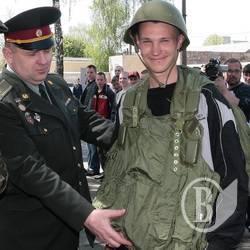 Проводи: 65 чернігівців відправились на службу. ФОТОрепортаж Проводи: 65 чернігівців відправились на службу. ФОТОрепортаж
