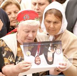 Софіївський майдан: Варфоломій, Ющенко, віруючі, папараці... ФОТОрепортаж Софіївський майдан: Варфоломій, Ющенко, віруючі, папараці... ФОТОрепортаж