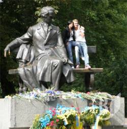 Дика любов до Шевченка! ФОТОракурс Дика любов до Шевченка! ФОТОракурс