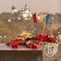 Возложение цветов к мемориалу Славы. Фоторепортаж Возложение цветов к мемориалу Славы. Фоторепортаж