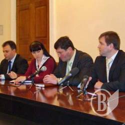 ФК Десна: Не дають чи не беруть? Версія міськради ФК Десна: Не дають чи не беруть? Версія міськради
