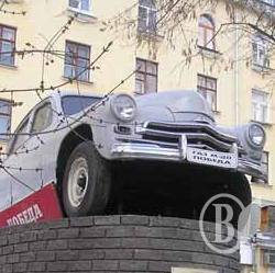 Молдавани на «Побєді» проїхали Черніговом Молдавани на «Побєді» проїхали Черніговом