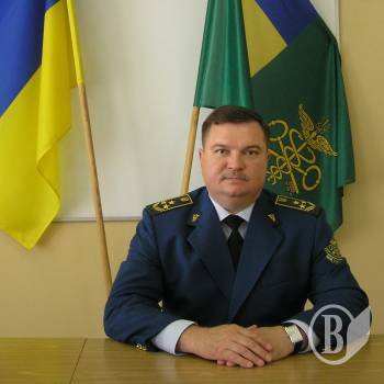 219 мільйонів гривень перерахувала до Держбюджету Чернігівська митниця з початку року 219 мільйонів гривень перерахувала до Держбюджету Чернігівська митниця з початку року