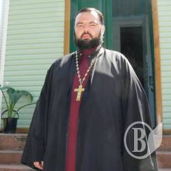 Конотопська відьма жива, - настоятель конотопського храму отець Георгій Конотопська відьма жива, - настоятель конотопського храму отець Георгій