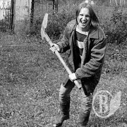 П'яний розбив голову бригадиру. «Недоплата? По башке лопатой!» П'яний розбив голову бригадиру. «Недоплата? По башке лопатой!»