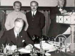 Сегодня - 70 лет со дня подписания «Пакта Молотова-Риббентропа»