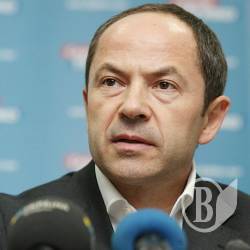Сергій Тігіпко: «Уряд запускає руку в бюджети наступного десятиліття» Сергій Тігіпко: «Уряд запускає руку в бюджети наступного десятиліття»