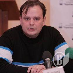 Володимир Вінниченко: «Агітацію у день виборів проводять журналісти...» Володимир Вінниченко: «Агітацію у день виборів проводять журналісти...»
