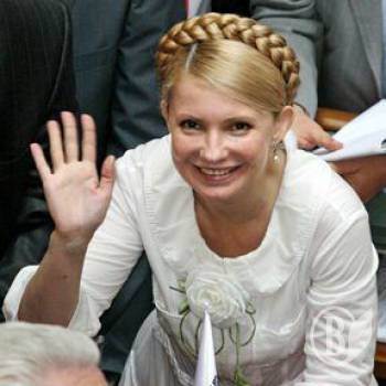 Суд зупинив визнання Януковича переможцем виборів