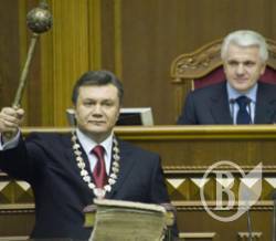 Двери не пускают Януковича на инаугурацию