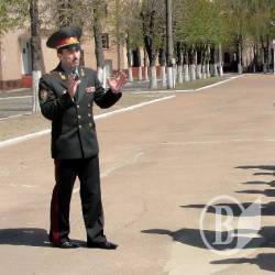 Чернігівські військові готуються до параду. ФОТОрепортаж Чернігівські військові готуються до параду. ФОТОрепортаж