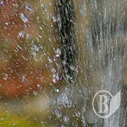 Фонтан зі світломузикою – дешево і сердито! ФОТОфакт Фонтан зі світломузикою – дешево і сердито! ФОТОфакт