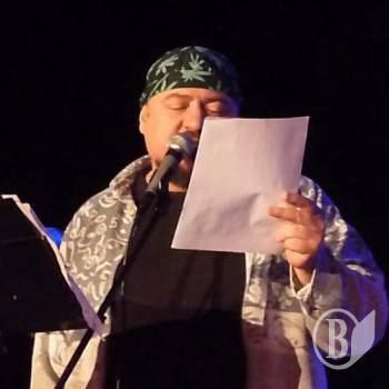 728  Unplugged:        . ²