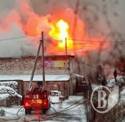 Новгород-Сіверський увечері освітила пожежа Новгород-Сіверський увечері освітила пожежа