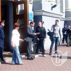 ВМХ-ом по браку спортмайданчиків (Фото) ВМХ-ом по браку спортмайданчиків (Фото)