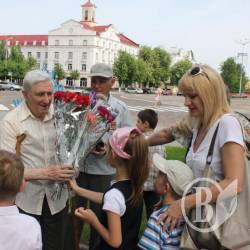 Чернігів тепер діє За покликом душі Чернігів тепер діє За покликом душі