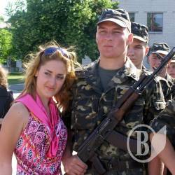 У Десні склали присягу понад 2500 юнаків (Фото) У Десні склали присягу понад 2500 юнаків (Фото)