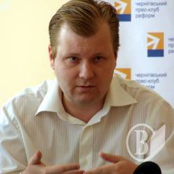 Політики не поспішають витрачатися на вибори, бо гадають, що нову ВРУ розпустять за рік Політики не поспішають витрачатися на вибори, бо гадають, що нову ВРУ розпустять за рік