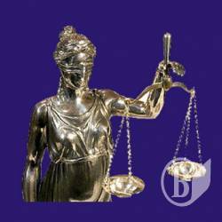 З партійним квитком у кишені в судді не беруть З партійним квитком у кишені в судді не беруть