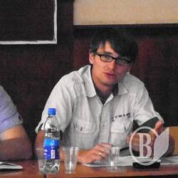 208 округ обговорював програми кандидатів (фото) 208 округ обговорював програми кандидатів (фото)