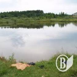 В озері знайшли потопельника В озері знайшли потопельника