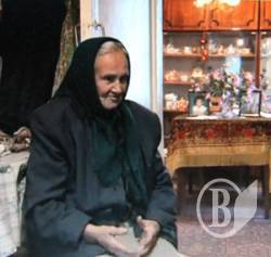 Безсовісні вибори 2012: літню жінку змусили підписати неправду (відео) Безсовісні вибори 2012: літню жінку змусили підписати неправду (відео)