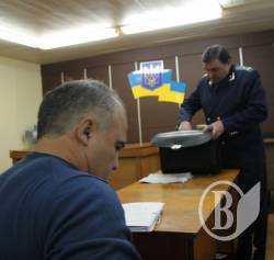 Суд засудив мера Ніжина Приходька до 6 років в'язниці за отримання хабара (фото) Суд засудив мера Ніжина Приходька до 6 років в'язниці за отримання хабара (фото)