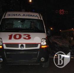 Аварійне місце під Количівкою. Пасажира вирізали з машини Аварійне місце під Количівкою. Пасажира вирізали з машини