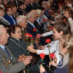 Чернігове! Це твої вірні доньки і сини Чернігове! Це твої вірні доньки і сини