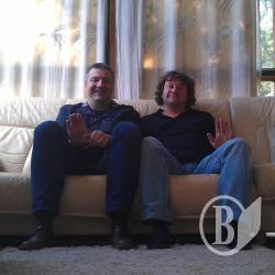 Польський музикант Куба привітає Валенсу від імені чернігівського скульптора Єршова Польський музикант Куба привітає Валенсу від імені чернігівського скульптора Єршова