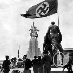 Слава Росії – Смерть ворогам, або Наш ідеал — фашистська монархія Слава Росії – Смерть ворогам, або Наш ідеал — фашистська монархія