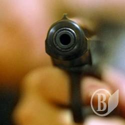 Пістолет із глушником – чернігівець озброївся заради безпеки? Пістолет із глушником – чернігівець озброївся заради безпеки?