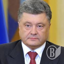 Порошенко відзначив орденами «За мужність» екіпажі чернігівських танкістів Порошенко відзначив орденами «За мужність» екіпажі чернігівських танкістів