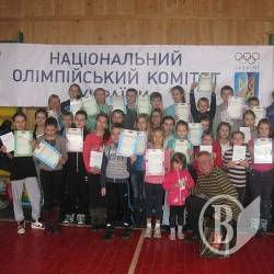 Черниговские спортсмены соревновались по легкоатлетическому троеборью Черниговские спортсмены соревновались по легкоатлетическому троеборью