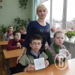 Бібліотекарі записали оповідання Нестайка для діток із вадами зору Бібліотекарі записали оповідання Нестайка для діток із вадами зору