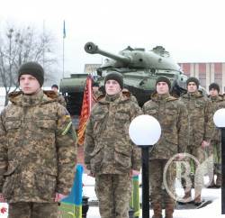 На Чернігівщині відкрили Алею слави загиблим українським воїнам На Чернігівщині відкрили Алею слави загиблим українським воїнам
