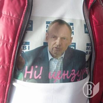 Атрошенко захищає журналіста Стаха від Андроса Атрошенко захищає журналіста Стаха від Андроса
