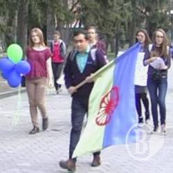 Цигани влаштували ходу. Їм відповіли. Відео Цигани влаштували ходу. Їм відповіли. Відео
