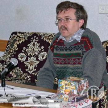 Декомунизатор рассказал кругу сторонников о переименовывании улиц Чернигова Декомунизатор рассказал кругу сторонников о переименовывании улиц Чернигова