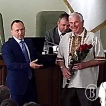 Сукачу дали звання «Почесний громадянин Чернігова» Сукачу дали звання «Почесний громадянин Чернігова»