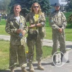 Самооборона охороняла перше богослужіння у Вознесенській церкві. Фото Самооборона охороняла перше богослужіння у Вознесенській церкві. Фото