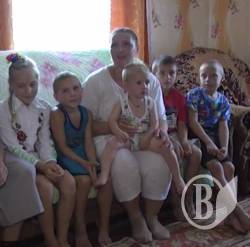 Мати-героїня з батьківщини Кучми. Відео Мати-героїня з батьківщини Кучми. Відео