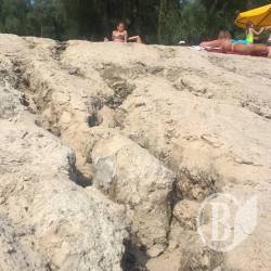 На Золотому березі зійшов пісок - ФОТО На Золотому березі зійшов пісок - ФОТО