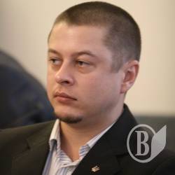 Міськрада Чернігова буде друкуватися у Сухомлина Міськрада Чернігова буде друкуватися у Сухомлина