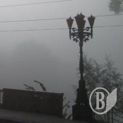 Мряка й «міст червоних ліхтарів». Фото Мряка й «міст червоних ліхтарів». Фото