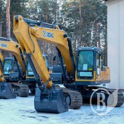 Китай передав українським рятувальникам 25 одиниць спецтехніки Китай передав українським рятувальникам 25 одиниць спецтехніки