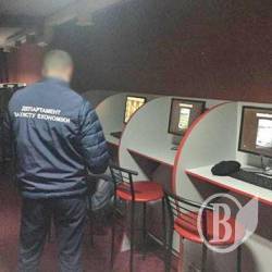 В Чернигове разоблачено 5 игровых заведений В Чернигове разоблачено 5 игровых заведений
