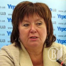Откуда цветы около русского посольства? Откуда цветы около русского посольства?
