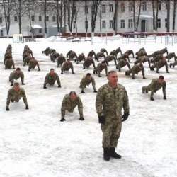 Чернігівський залізничний полк також почав віджиматися Чернігівський залізничний полк також почав віджиматися