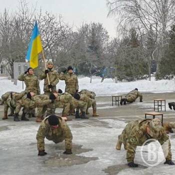 ĳ   ͳ     22pushupchallenge. ³